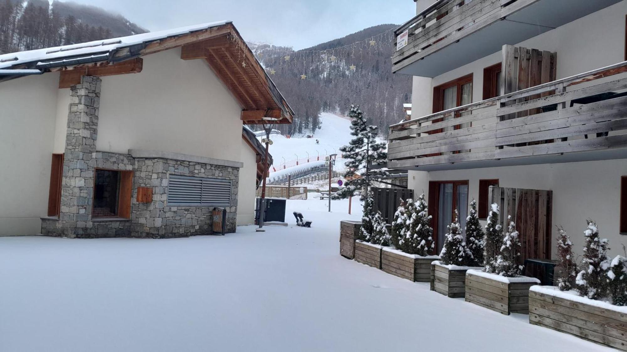 Chaleureux Appartement Au Coeur Des Orres 1800, Menage Compris レ・ゾル エクステリア 写真